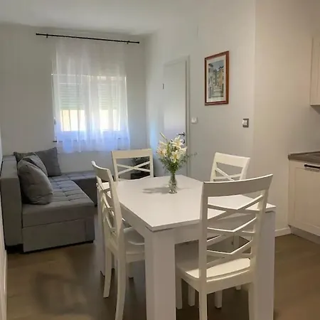 Ante Apartment Sinj Exterior photo